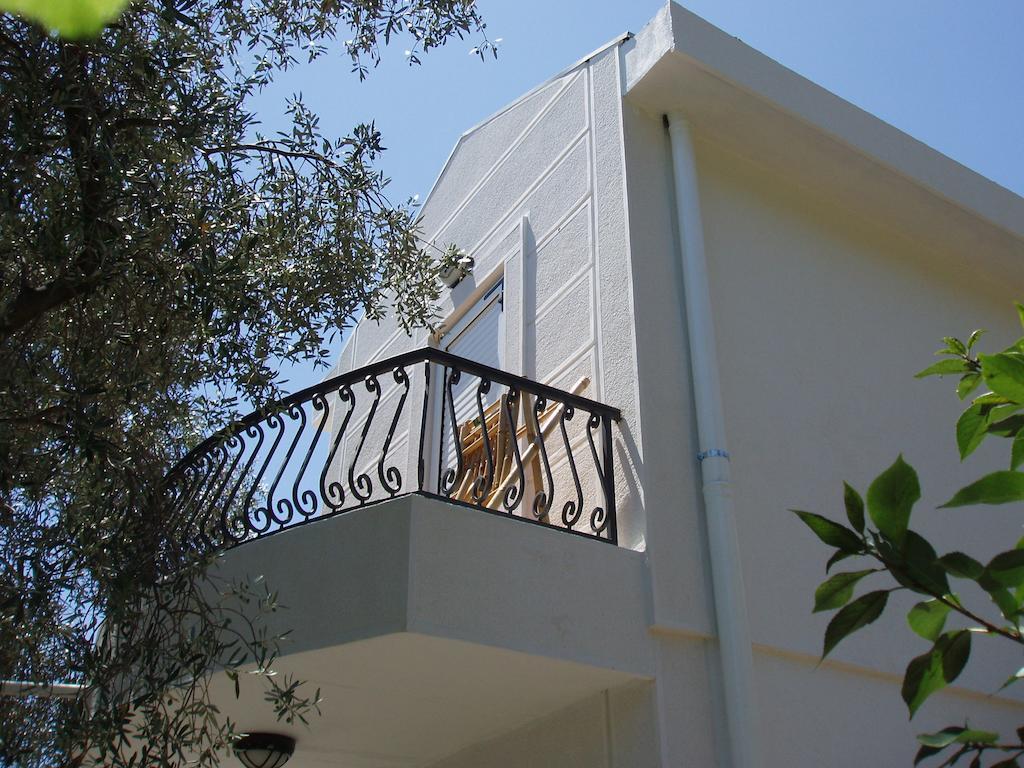 Apartments Medin Danilo Petrovac Exterior foto